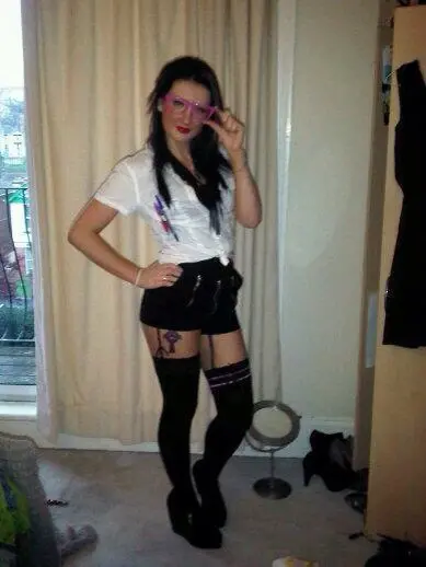 Cutie stuck her pussy on a guy's big dick – photo 27