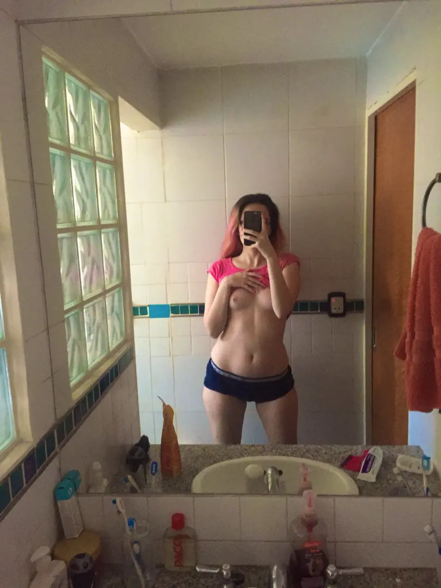 The most beautiful naked selfies of girls – photo 84