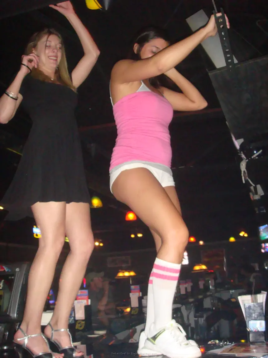 Beautiful young wife participates in an orgy with her friends – photo 14