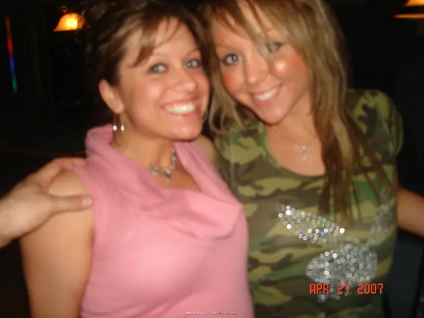 Beautiful young wife participates in an orgy with her friends – photo 45