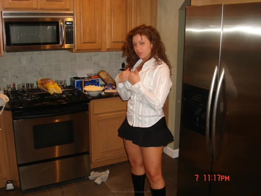 Beautiful young wife participates in an orgy with her friends – photo 140