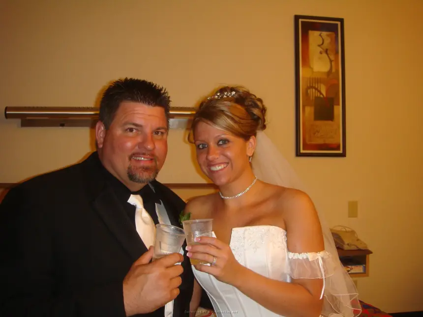 Beautiful young wife participates in an orgy with her friends – photo 2