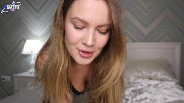 Фото JOI. Вылижи мою киску после работы