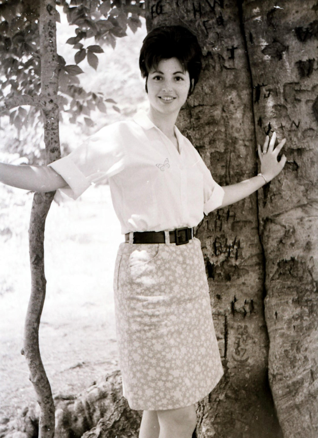 Уникальные ретро порно фото одной красивой женщины – фото 2