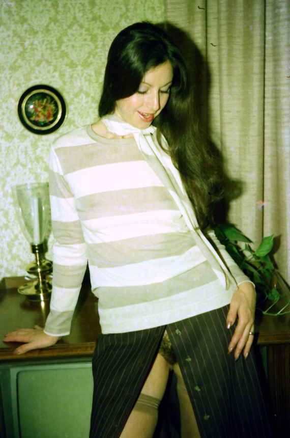 Уникальные ретро порно фото одной красивой женщины – фото 21