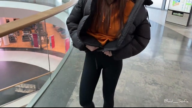 Фото Секс в переодевалке с моей топовой телкой