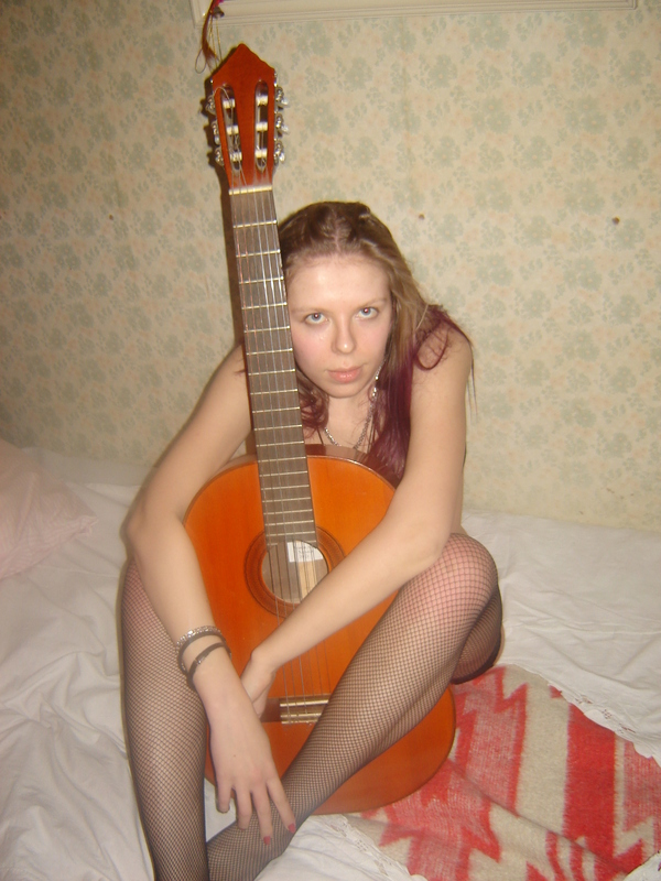 Голая красотка разжигает желание: эротические фото с провокационной попкой бесплатно онлайн – фото 3