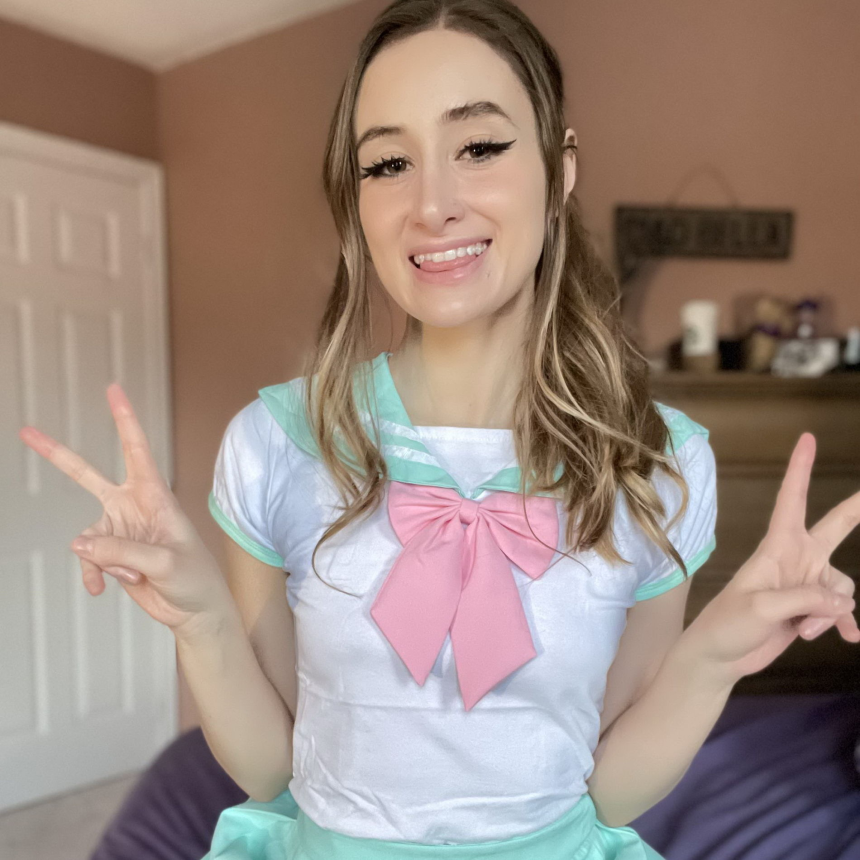 Фото голой женщины с сексуальными ножками: частное эро с дерзкими позами бесплатно – фото 22