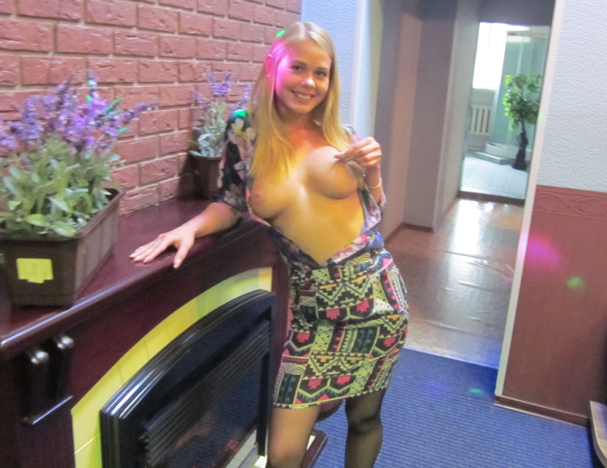 Интим фото знойной девушки: сексуальная киска и красивая попка в откровенных ракурсах – фото 17