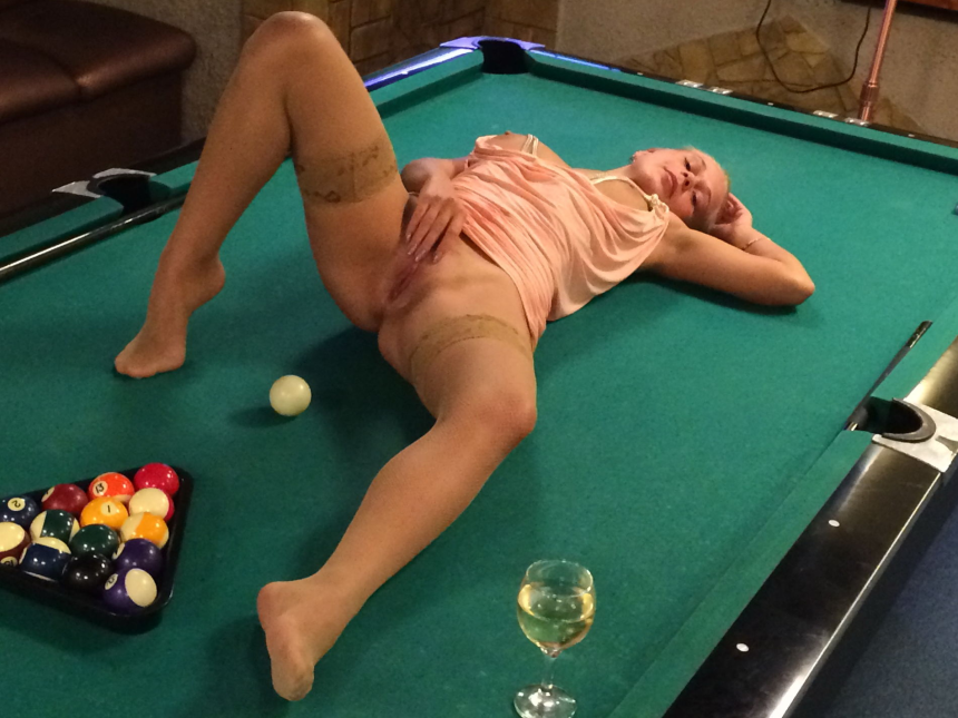 Интим фото знойной девушки: сексуальная киска и красивая попка в откровенных ракурсах – фото 44