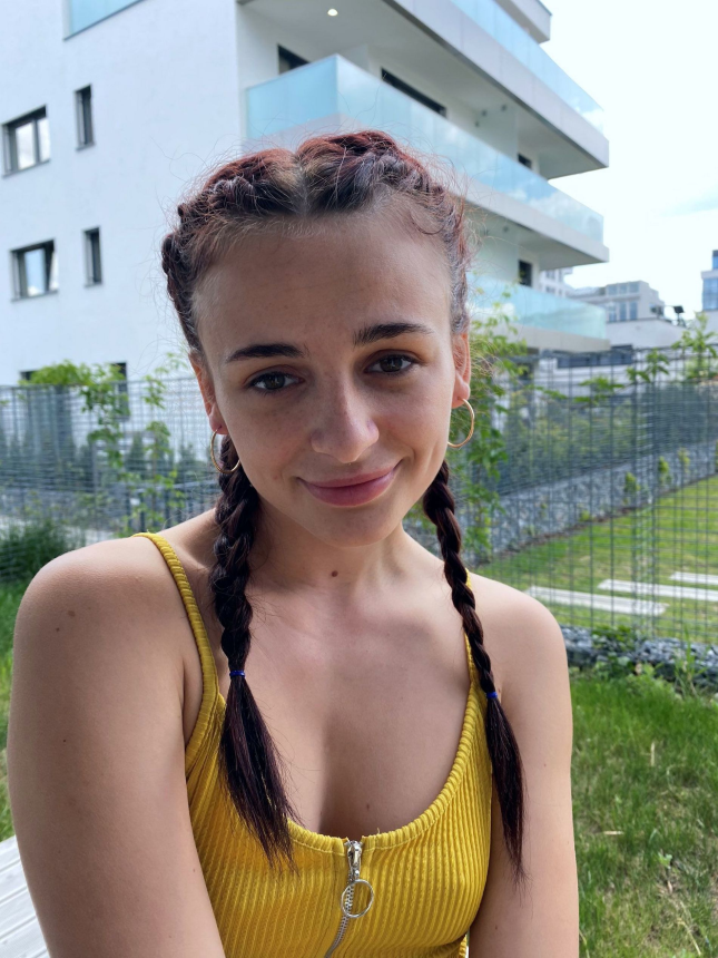 Секси красотка без белья: отборные эротические фото с манящими сиськами бесплатно – фото 16