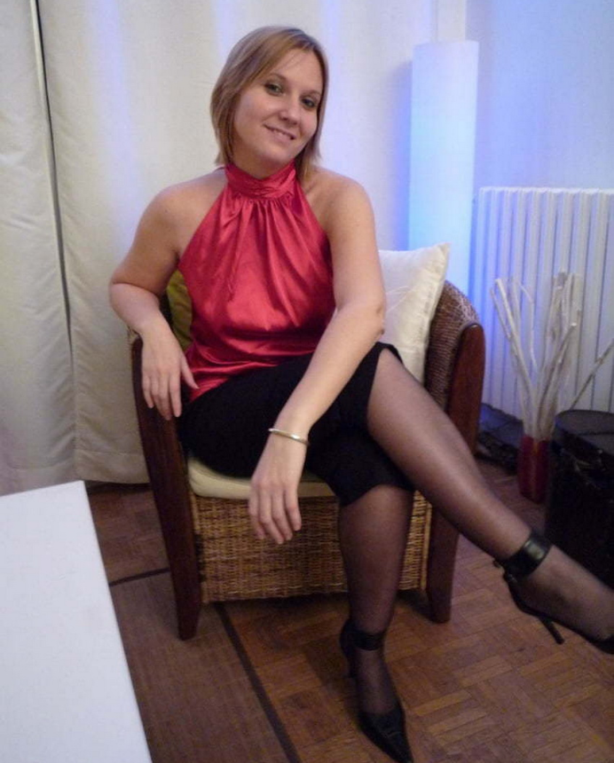 Сексуальная женщина в эротический фото: отборные снимки голого тела с дерзкими ножками – фото 2