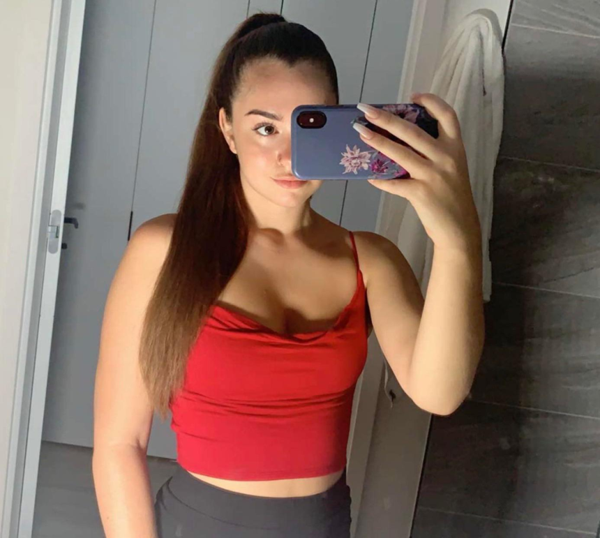 Секси красотка без белья: эротические фото с томной грацией бесплатно – фото 44