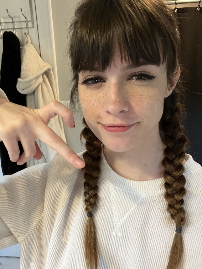 Фото порно худой девушки с возбуждёнными сосками – фото 17