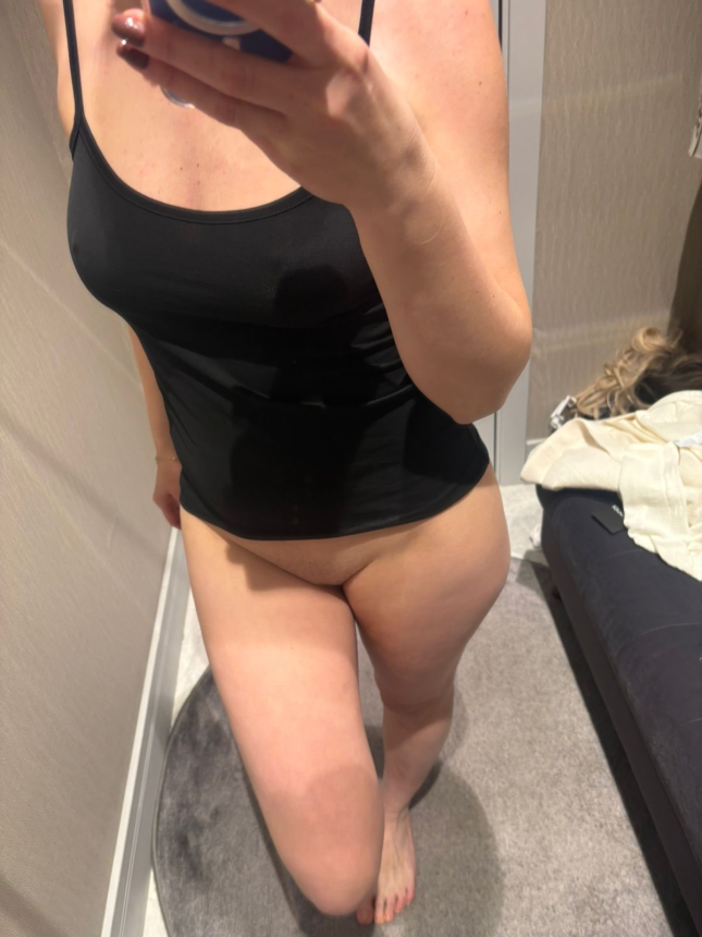 Селфи от привлекательной женщины – фото 9