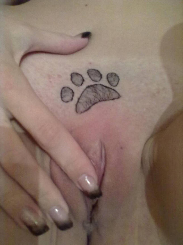 Частное эро с голой красоткой и её сиськами – фото 18