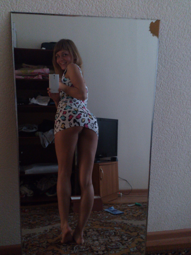 Intimate photos of lecherous beauty with a select ass – photo 17