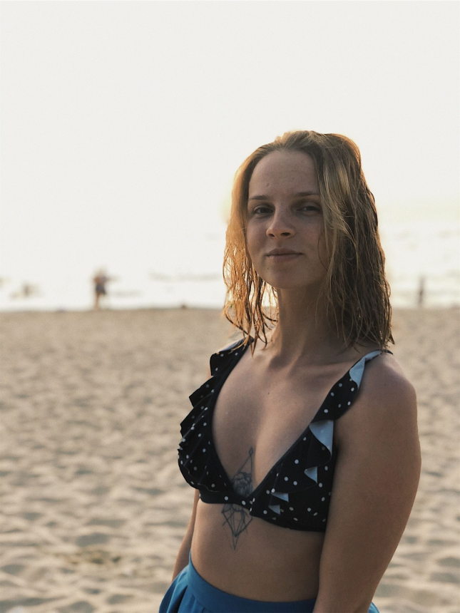 Фото Любительская эротика женщины с возбуждающими сиськами