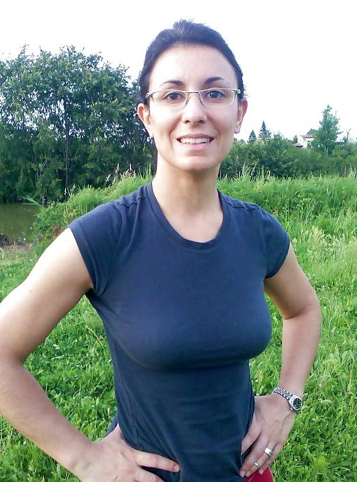 Sexy mom in private footage with a loose ass – photo 2