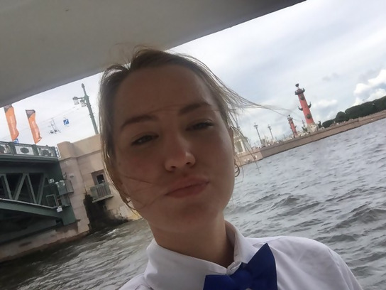 Сексуальные фото дразнящей сучки с голой попкой – фото 15