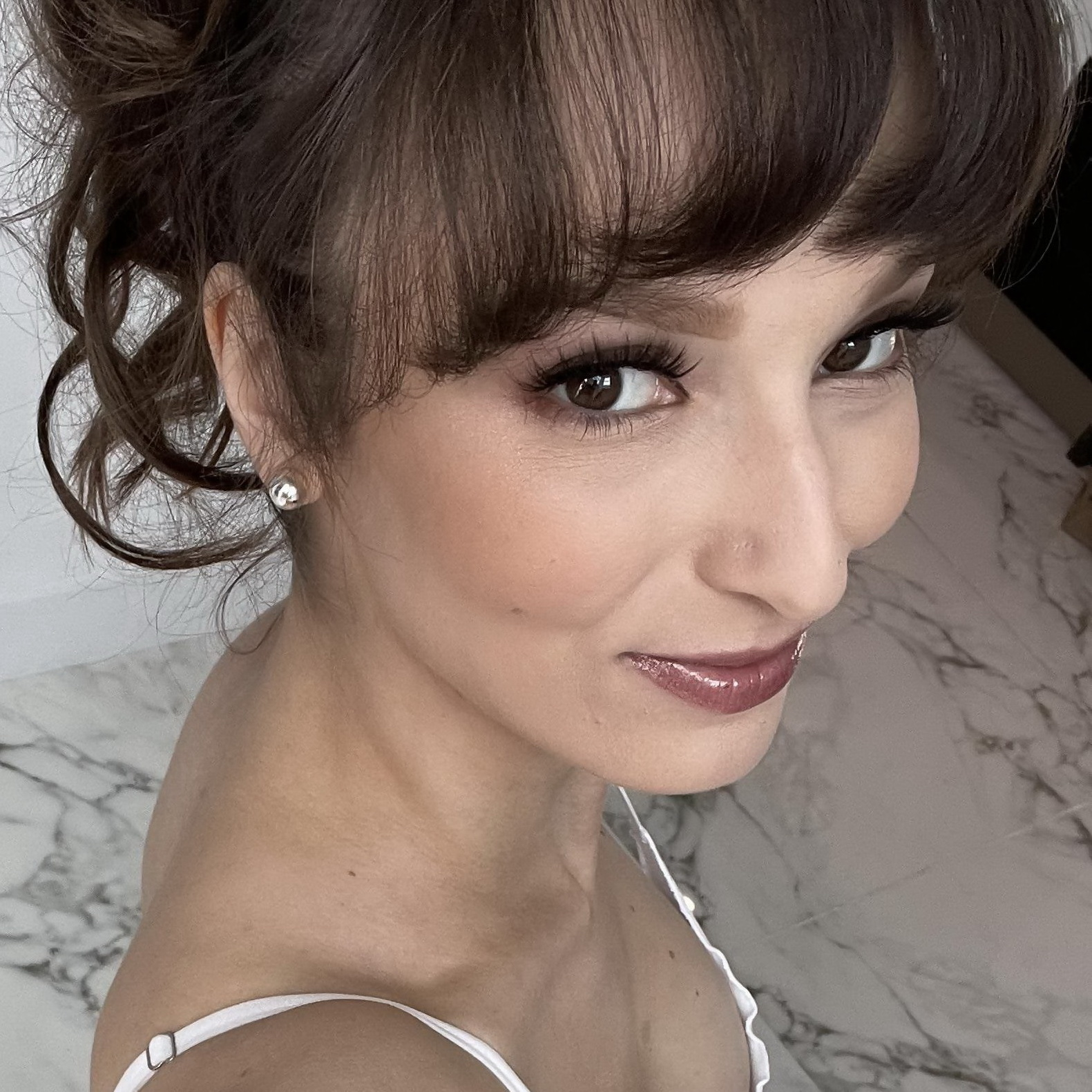 Ormonda qoziqorin teruvchi bilan jinsiy aloqa porno fotosurati