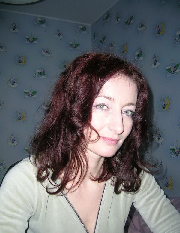 Эротические селфи пылкой милфы с упругой грудью – фото 3