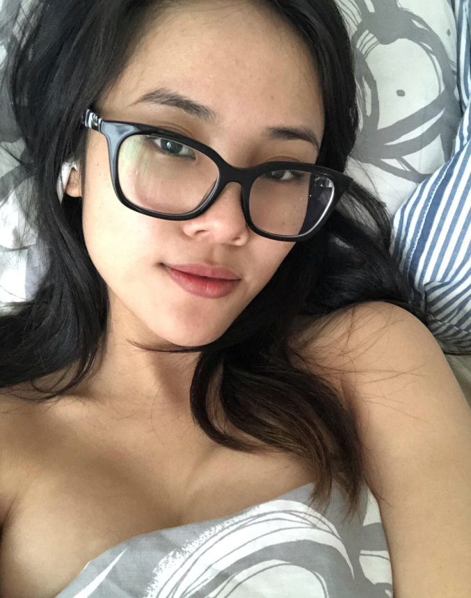 Японка обожает сосать член и ловить сперму на лицо – фото 5