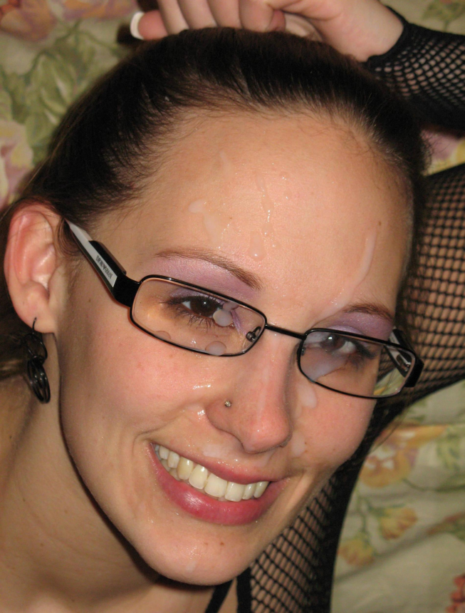 Домашние порно фото озорной симпатичной женщины в сперме – фото 35