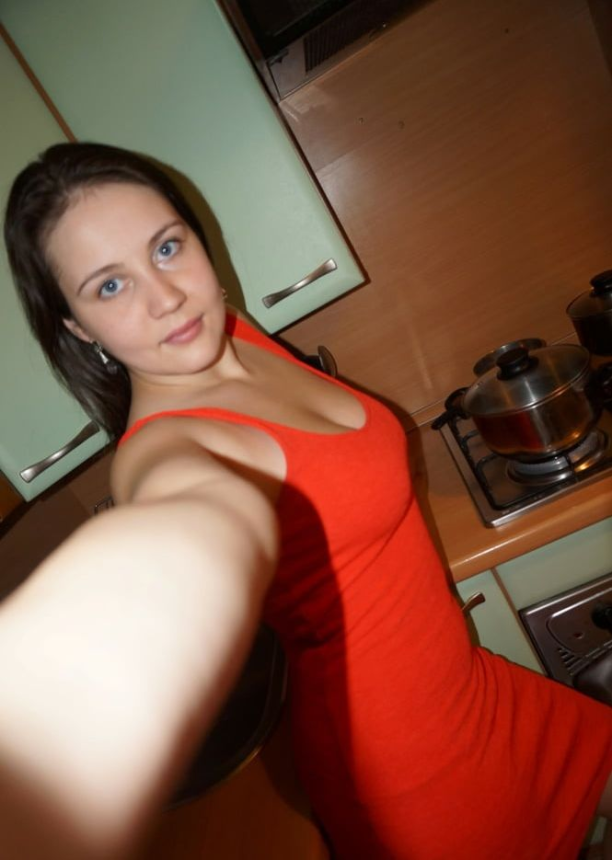 Фото Любительская эротика пышногрудой женщины с сочной попкой