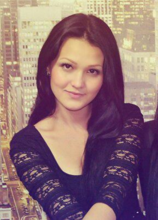 Обнаженная женщина на откровенных снимках с привлекательной задницей – фото 8