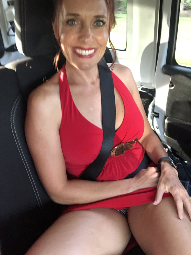 Мужчина фотографирует свою жену без одежды - откровенные снимки из их интимной жизни – фото 75