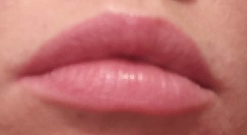 Моя жена любит делать эротические селфи – фото 41