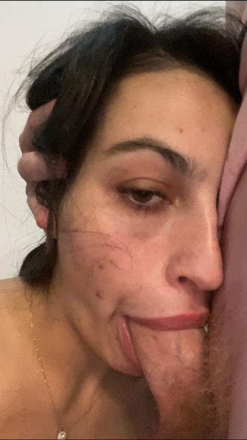 Images of a naked girl and her oral sex – photo 12