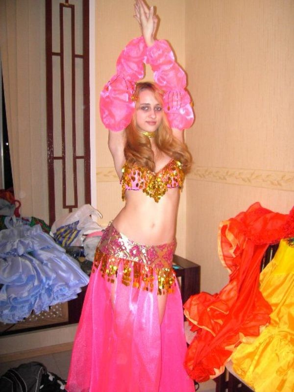 Фотографии голой девушки в домашней обстановке – фото 2