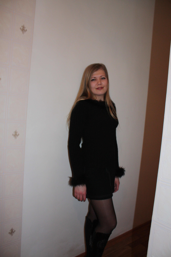 Любительский фото альбом одной девушки с интимными позами – фото 12