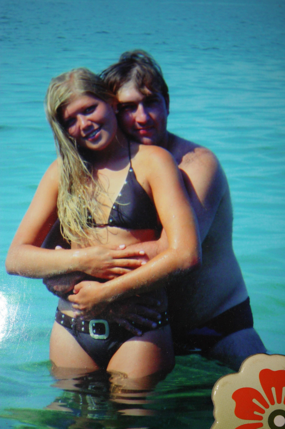 Любительский фото альбом одной девушки с интимными позами – фото 42