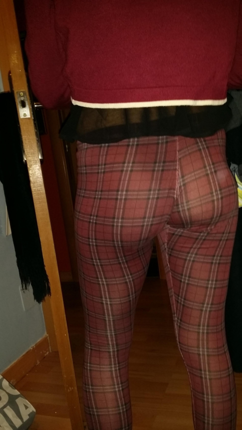 Домашний интим альбом милой азиатки в разных легинсах – фото 5