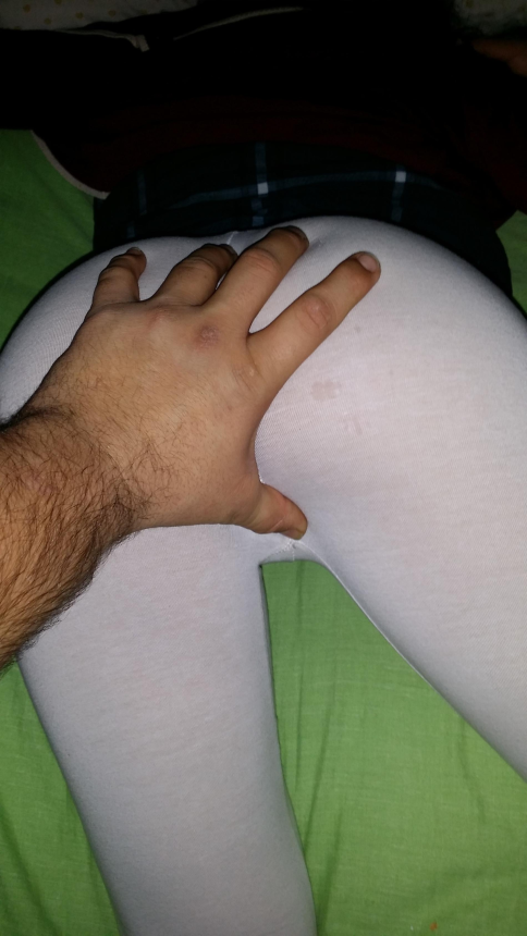 Домашний интим альбом милой азиатки в разных легинсах – фото 8