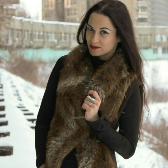 У нее красивое тело, и она это понимает, поэтому ее легко убедить показать его полностью – фото 6