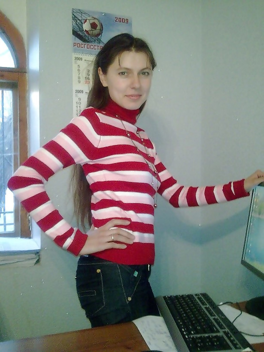 Красивая дама сделала несколько откровенных снимков для себя – фото 17