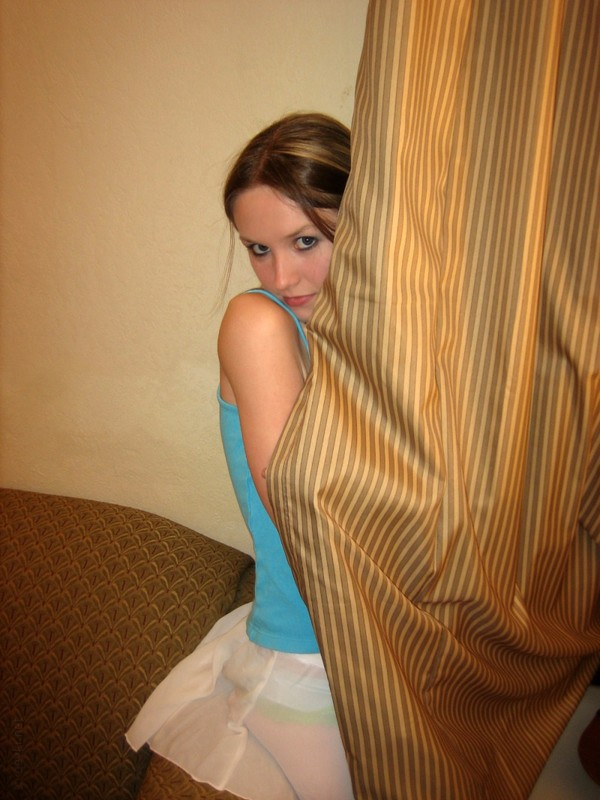 Фото Подружка-студентка попросила сделать ей обнаженные фотографии