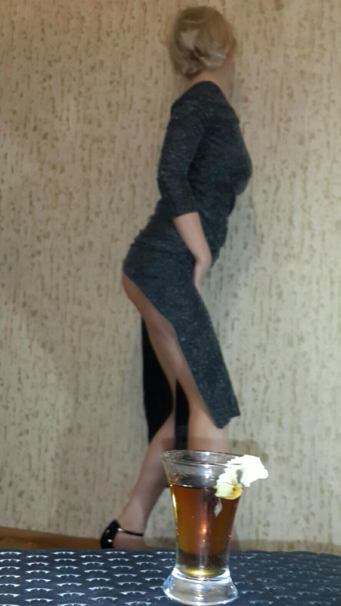 Фото Фотосессия в откровенных позах любимой жены