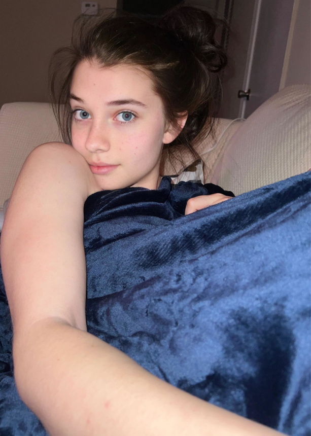 Откровенные снимки привлекательной молодой дамы – фото 13