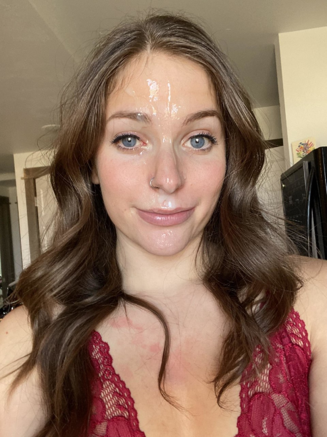 After they cum on her, she likes to pose with cum on her face. – photo 3