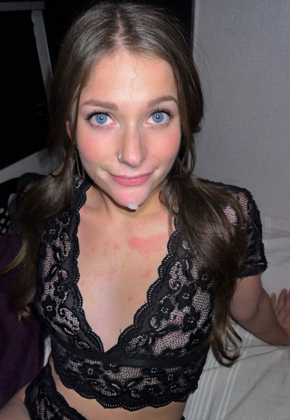 After they cum on her, she likes to pose with cum on her face. – photo 5