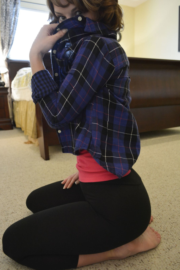 Шикарная девушка со спортивным телом обнажается перед нами – фото 35