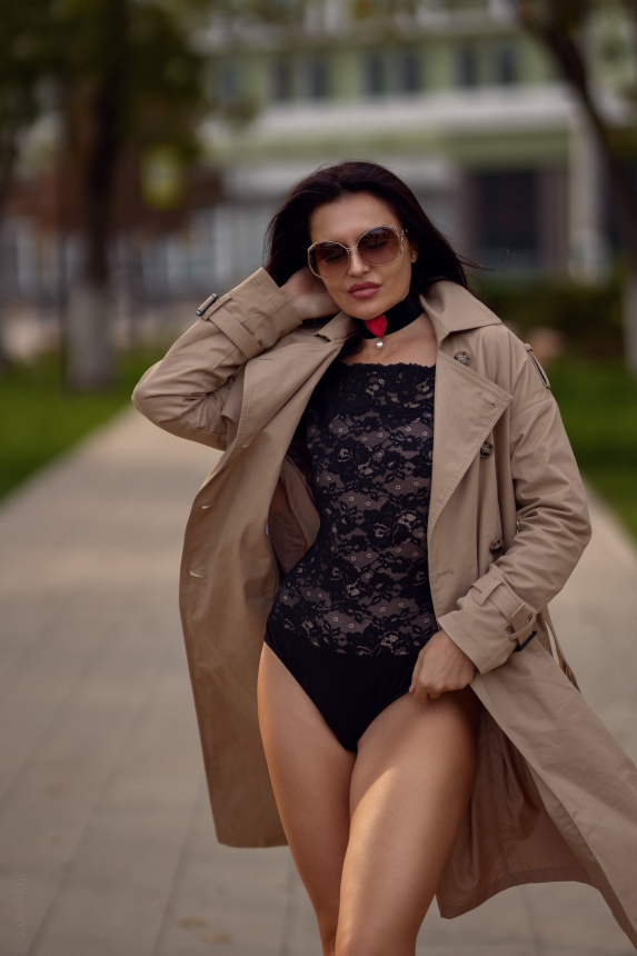 My stunning wife knows how to pose nude effectively. – photo 30