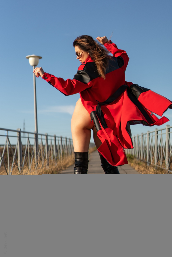 My stunning wife knows how to pose nude effectively. – photo 72