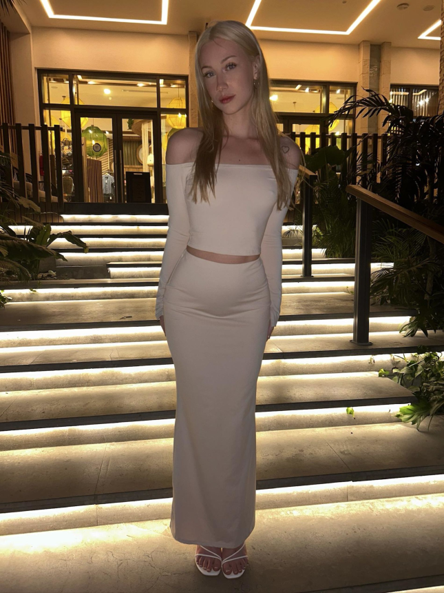 Интимные фото молодой блондинки – фото 86