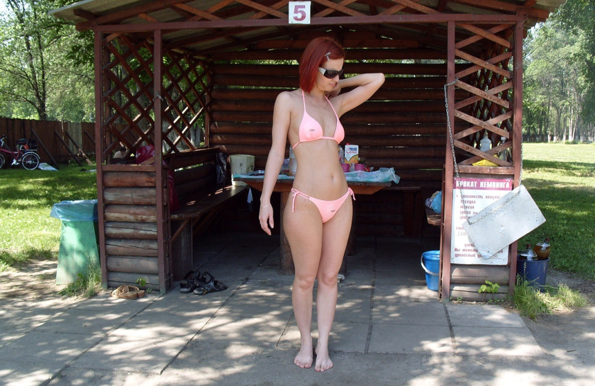 Фото Милая женщина не против попозировать обнажённой, личные фото из архива